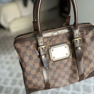 Louis Vuitton Damier Ebene Canvas Berkeley Bag